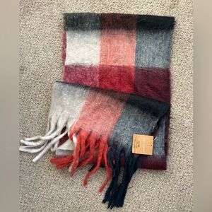 JUST COZY Oversized Plaid Scarf